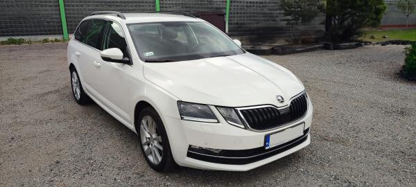 SKODA OCTAVIA AUTOMAT KOMBI + NAVI